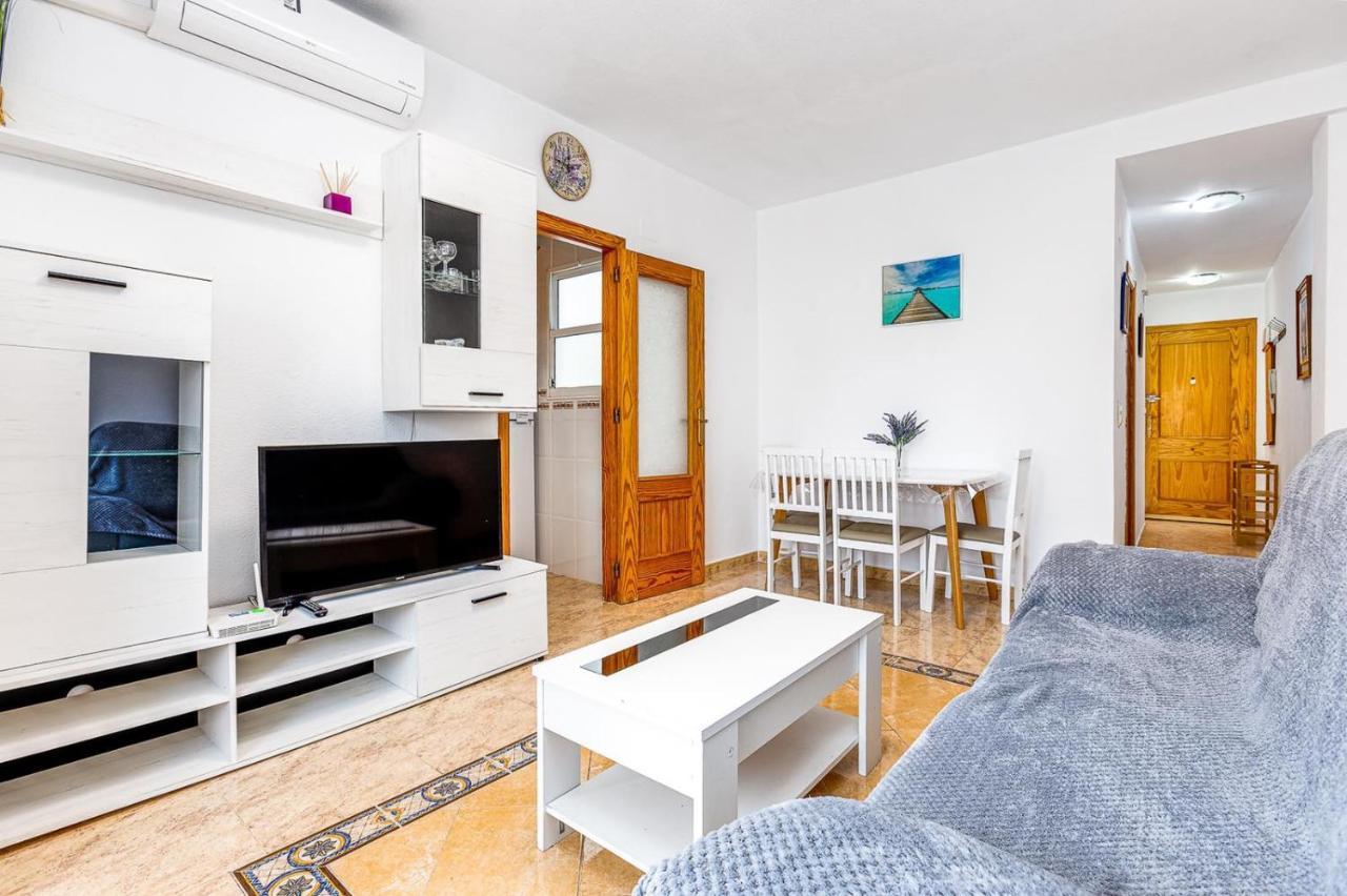 Сomfortable Apartament Caballero De Rodas Torrevieja Exterior foto