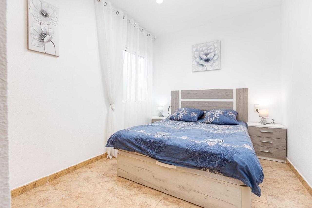 Сomfortable Apartament Caballero De Rodas Torrevieja Exterior foto
