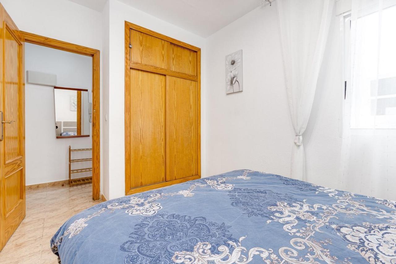 Сomfortable Apartament Caballero De Rodas Torrevieja Exterior foto