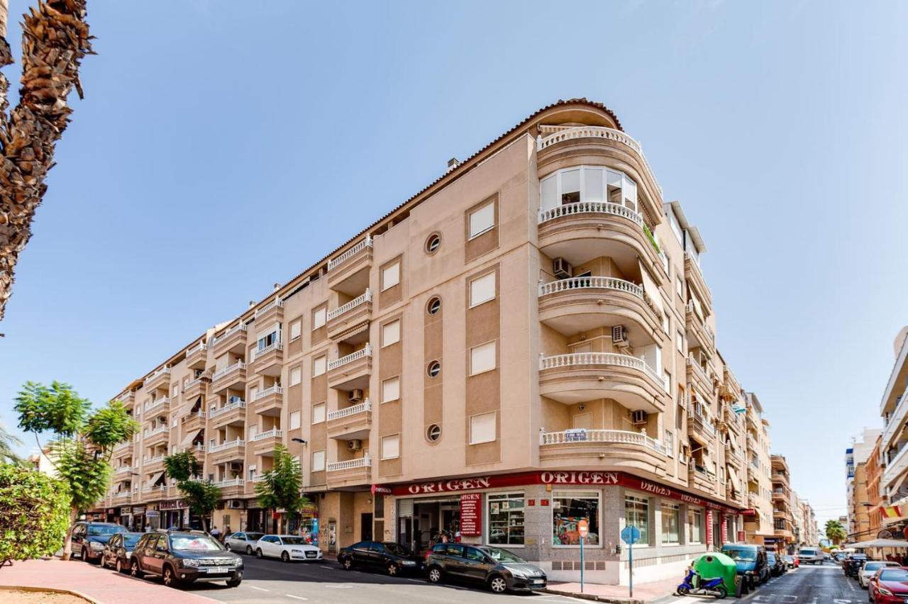 Сomfortable Apartament Caballero De Rodas Torrevieja Exterior foto