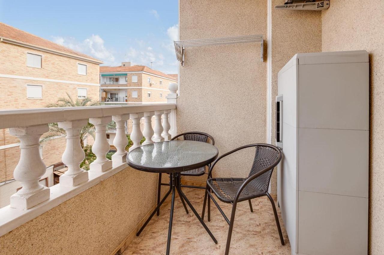 Сomfortable Apartament Caballero De Rodas Torrevieja Exterior foto